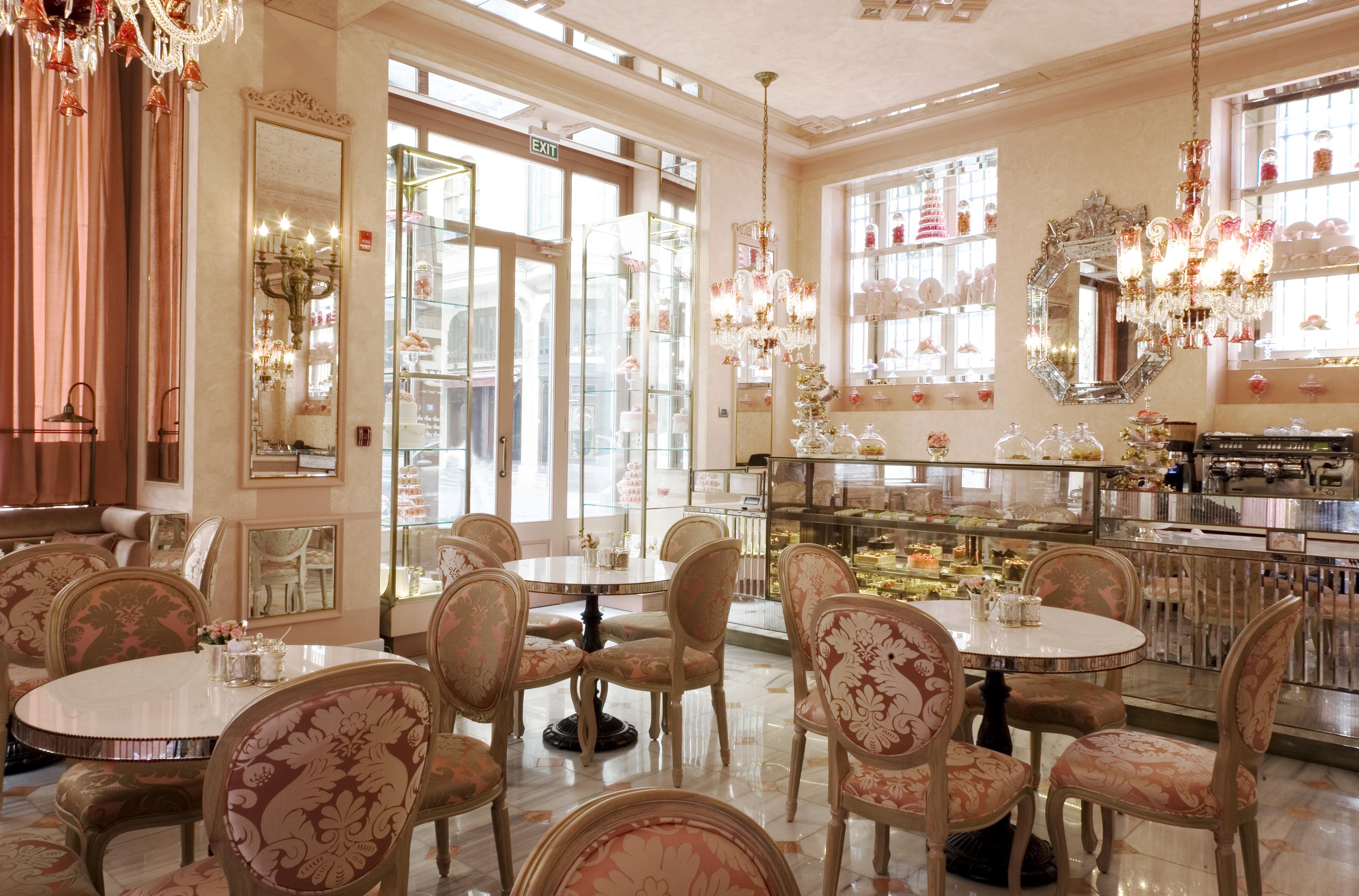 Pera Palace Hotel Istanbul Exterior foto Interior of the Café de Paris