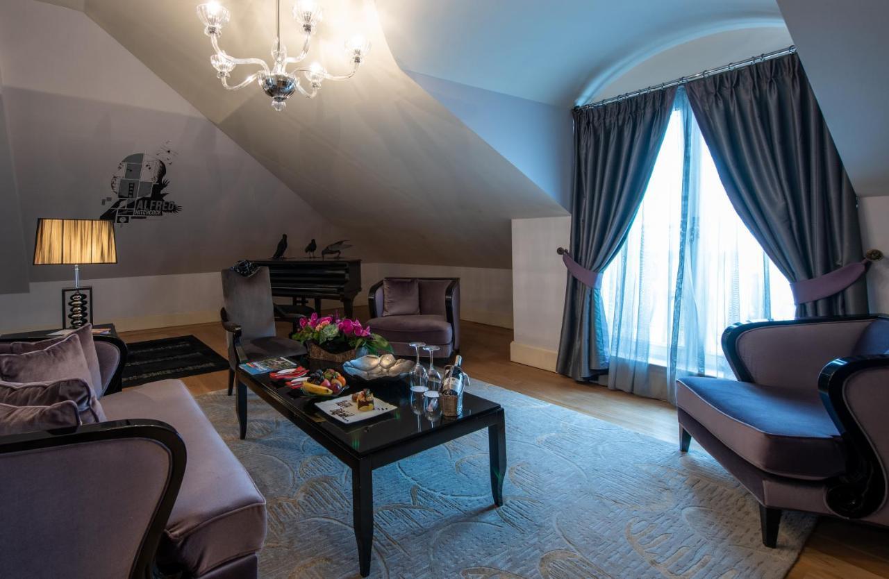 Pera Palace Hotel Istanbul Exterior foto Suite